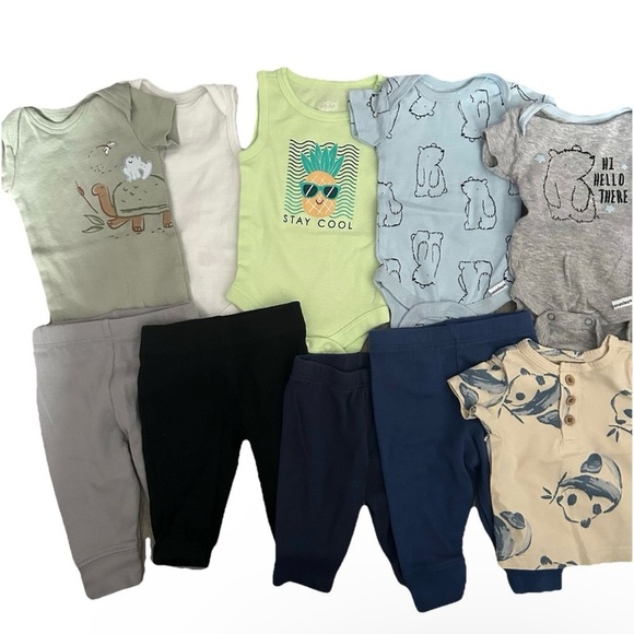 Lot Of 10 Newborn Clothes Bodysuit Pants - Picture 1 of 6